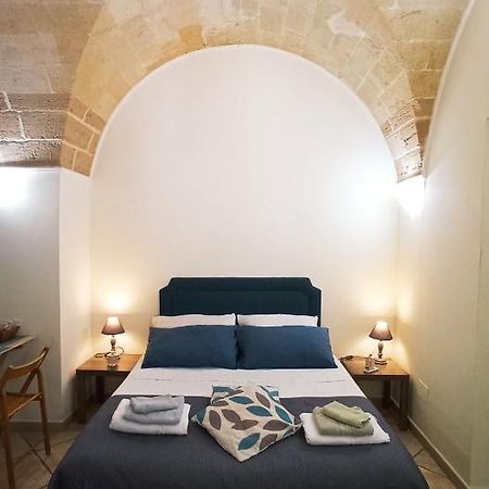 Palazzo Saraceno Apartment-Taras Taranto Esterno foto